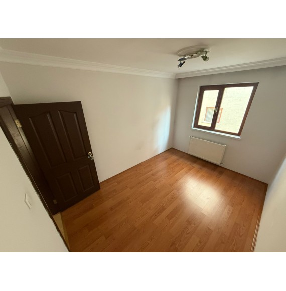 FIRSAT DAİRESİ YAYLA MAH CAD. ÜZERİ ASANSÖRLÜ 3+1+KİLER ARA KAT
