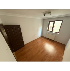 FIRSAT DAİRESİ YAYLA MAH CAD. ÜZERİ ASANSÖRLÜ 3+1+KİLER ARA KAT