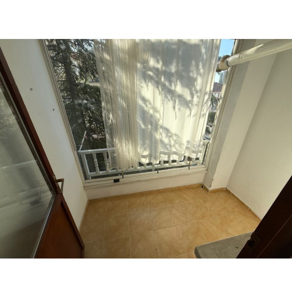 FIRSAT DAİRESİ YAYLA MAH CAD. ÜZERİ ASANSÖRLÜ 3+1+KİLER ARA KAT