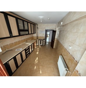 FIRSAT DAİRESİ YAYLA MAH CAD. ÜZERİ ASANSÖRLÜ 3+1+KİLER ARA KAT
