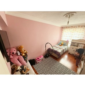FIRSAT DAİRESİ KATTA DAİRE ARAYANLARA 3+1 MASRAFSIZ CADDE ÜZERİ
