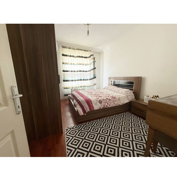 FIRSAT DAİRESİ KATTA DAİRE ARAYANLARA 3+1 MASRAFSIZ CADDE ÜZERİ