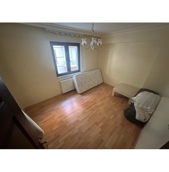 KOBLAY FIRINI YAKINI 3+1 ARA KAT ÖN CEPHE KIRALIK DAİRE