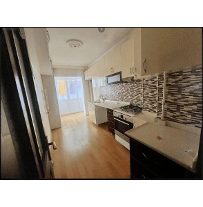 AYVALI MERKEZ CAMİİ YAKINI 2+1 KAT KONUMUNDA KIRALIK DAİRE