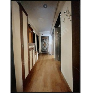 AYVALI MERKEZ CAMİİ YAKINI 2+1 KAT KONUMUNDA KIRALIK DAİRE