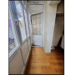 AYVALI MERKEZ CAMİİ YAKINI 2+1 KAT KONUMUNDA KIRALIK DAİRE