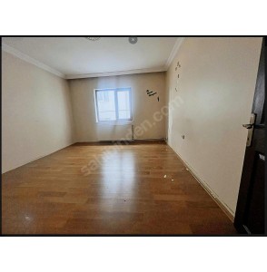 AYVALI MERKEZ CAMİİ YAKINI 2+1 KAT KONUMUNDA KIRALIK DAİRE