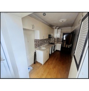 AYVALI MERKEZ CAMİİ YAKINI 2+1 KAT KONUMUNDA KIRALIK DAİRE