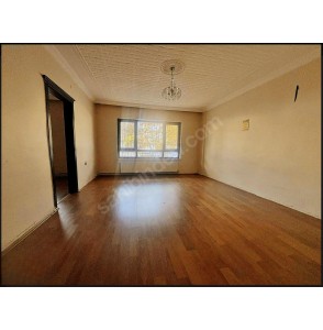 AYVALI MERKEZ CAMİİ YAKINI 2+1 KAT KONUMUNDA KIRALIK DAİRE
