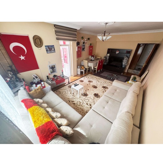 FIRSAT DAİRESİ KAFKASLAR 'DA CADDE YANI 3+1 ÖN CEPHE ARA KAT