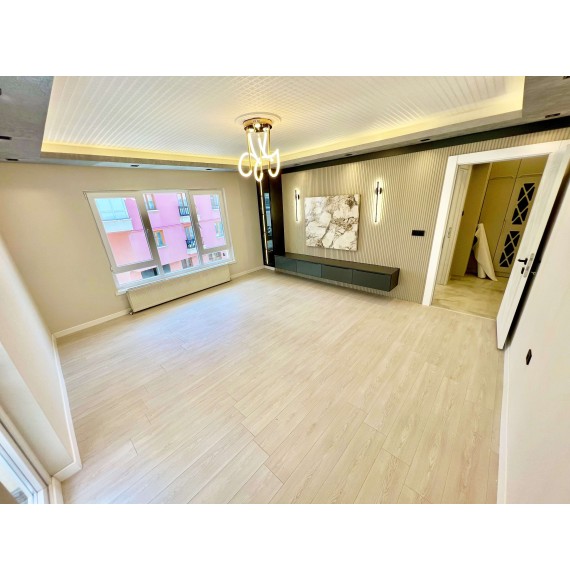 ESERTEPE ÇAMBAŞI CADDESİNE KOMŞU MEGA LÜKS YAPILI 3+1 DAİRE