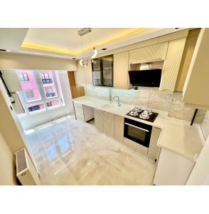 ESERTEPE ÇAMBAŞI CADDESİNE KOMŞU MEGA LÜKS YAPILI 3+1 DAİRE