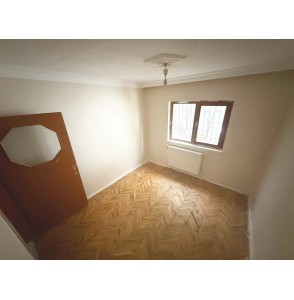 KARTALTEPE CADDESİ ÜZERİ 3+1 YENI BOYANMIS KİRALIK DAİRE
