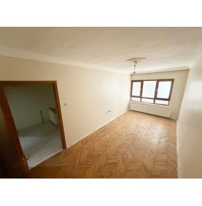 KARTALTEPE CADDESİ ÜZERİ 3+1 YENI BOYANMIS KİRALIK DAİRE