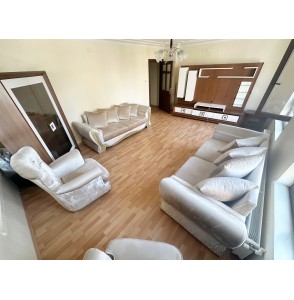 FIRSAT DAİRESİ !YAYLA MAHALLESINDE CADDEYE 1 BINA 3+1 ÖN CEPHE