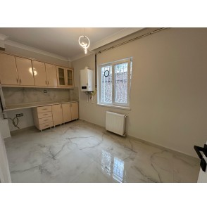 ADNAN YÜKSEL CADDESİNE KOMŞU 2+1 E. BANYOLU