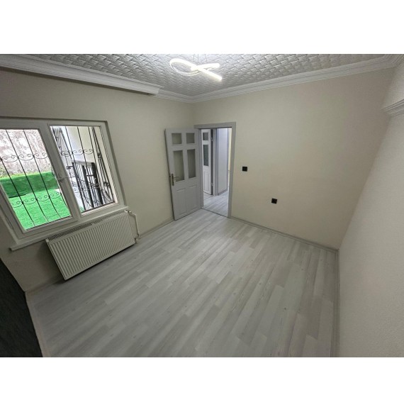 BARIŞYOLU CADDESİNE KOMŞU 3+1 FULL YAPILI MUSTAKIL TADINDA