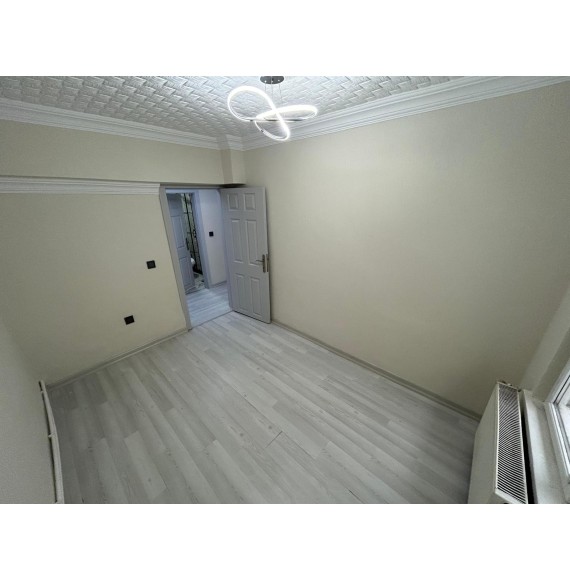 BARIŞYOLU CADDESİNE KOMŞU 3+1 FULL YAPILI MUSTAKIL TADINDA