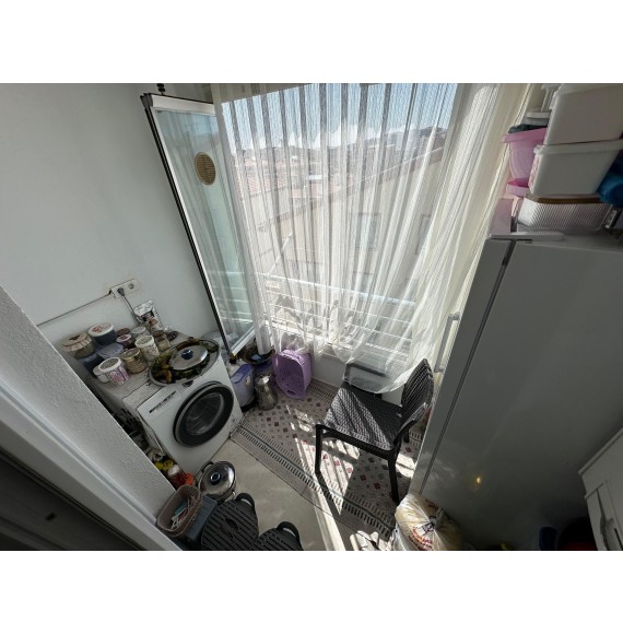340 CADDE YAKINI 3+1 FULL YAPILI ARA KAT 3 CEPHELİ DAİRE