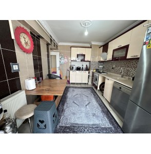 340 CADDE YAKINI 3+1 FULL YAPILI ARA KAT 3 CEPHELİ DAİRE