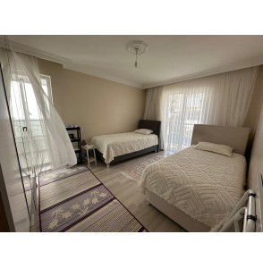 340 CADDE YAKINI 3+1 FULL YAPILI ARA KAT 3 CEPHELİ DAİRE