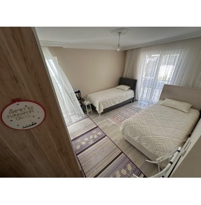 340 CADDE YAKINI 3+1 FULL YAPILI ARA KAT 3 CEPHELİ DAİRE