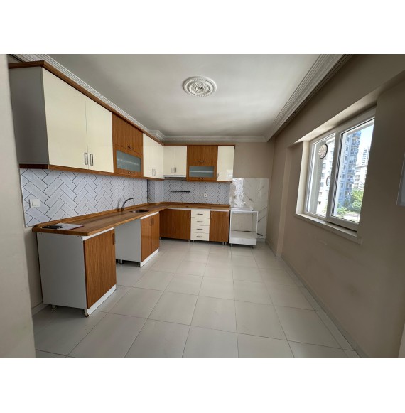 PAMUKLAR SİVAS CADDESİ ÜZERİ 3+1 SİTE İÇİ GENİŞ M2 Lİ