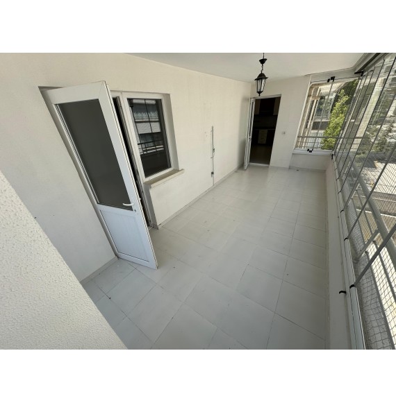 PAMUKLAR SİVAS CADDESİ ÜZERİ 3+1 SİTE İÇİ GENİŞ M2 Lİ