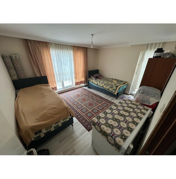 540 CADDE YAKINI 3+1 MASRAFSIZ E.BANYOLU FULL YAPILI