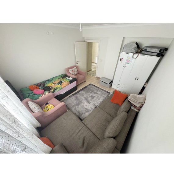 ÇAMBAŞI CADDESİ ÜZERİDE FULL YAPILI KAT KONUMUNDA 150 m2 3+1