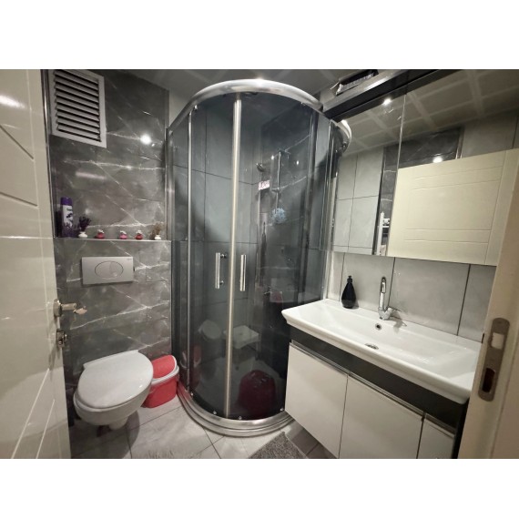 ÇAMBAŞI CADDESİ ÜZERİDE FULL YAPILI KAT KONUMUNDA 150 m2 3+1