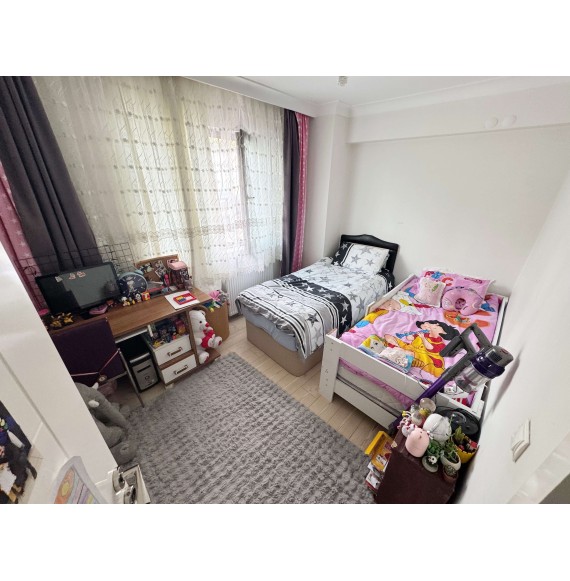 ÇAMBAŞI CADDESİ ÜZERİDE FULL YAPILI KAT KONUMUNDA 150 m2 3+1