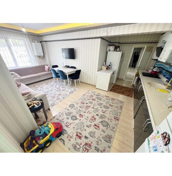 ÇAMBAŞI CADDESİ ÜZERİDE FULL YAPILI KAT KONUMUNDA 150 m2 3+1