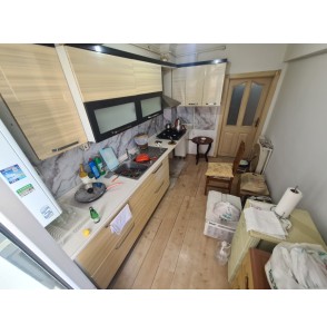 19 MAYIS MAHALLESİ CADDE ÜZERİ KAT KONUMUNDA ALTI TAM DAİRE