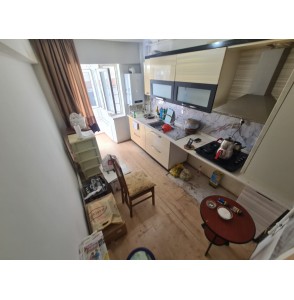 19 MAYIS MAHALLESİ CADDE ÜZERİ KAT KONUMUNDA ALTI TAM DAİRE