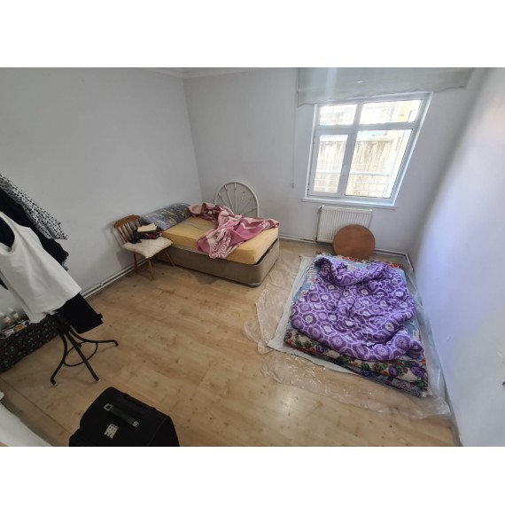 19 MAYIS MAHALLESİ CADDE ÜZERİ KAT KONUMUNDA ALTI TAM DAİRE