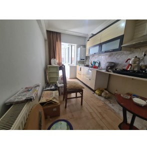 19 MAYIS MAHALLESİ CADDE ÜZERİ KAT KONUMUNDA ALTI TAM DAİRE