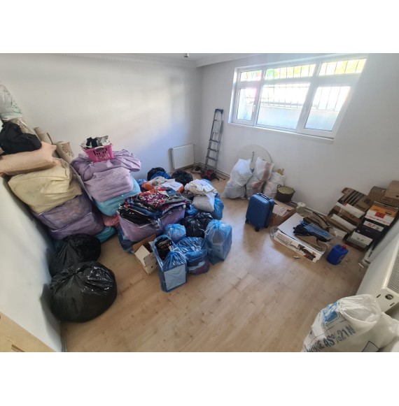 19 MAYIS MAHALLESİ CADDE ÜZERİ KAT KONUMUNDA ALTI TAM DAİRE
