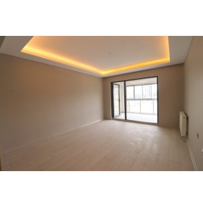 FIRSAT DAİRESİ 4+1 ULTRA LÜKS YAPILI KAÇMAZ FİYATA