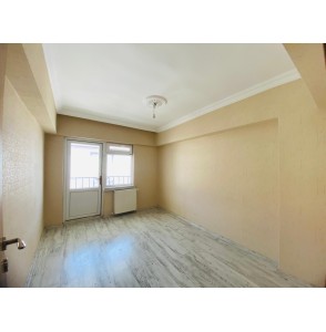 FIRSAT DAİRESİ BULUNMAZ FIYATA 4+1 E. BANYOLU FULL YAPILI