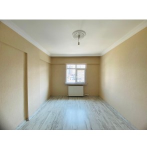 FIRSAT DAİRESİ BULUNMAZ FIYATA 4+1 E. BANYOLU FULL YAPILI