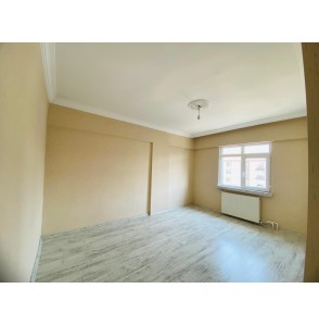FIRSAT DAİRESİ BULUNMAZ FIYATA 4+1 E. BANYOLU FULL YAPILI