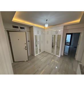 ETLIKTE ULTRA LÜKS YAPISIYLA SITELERI ARATMAYAN 4+1 GENİŞ DAİRE