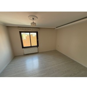 ETLIKTE ULTRA LÜKS YAPISIYLA SITELERI ARATMAYAN 4+1 GENİŞ DAİRE