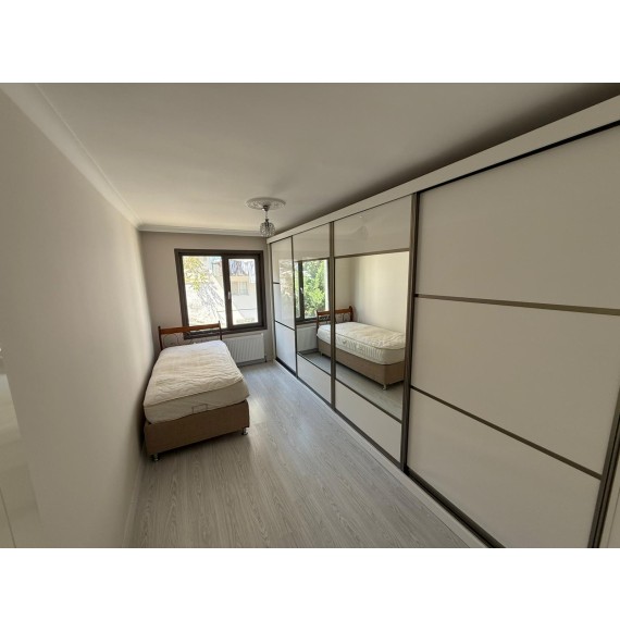 ETLIKTE ULTRA LÜKS YAPISIYLA SITELERI ARATMAYAN 4+1 GENİŞ DAİRE