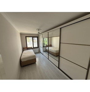 ETLIKTE ULTRA LÜKS YAPISIYLA SITELERI ARATMAYAN 4+1 GENİŞ DAİRE