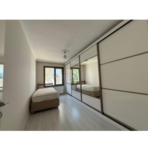 ETLIKTE ULTRA LÜKS YAPISIYLA SITELERI ARATMAYAN 4+1 GENİŞ DAİRE