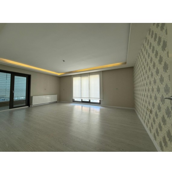 ETLIKTE ULTRA LÜKS YAPISIYLA SITELERI ARATMAYAN 4+1 GENİŞ DAİRE