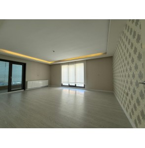 ETLIKTE ULTRA LÜKS YAPISIYLA SITELERI ARATMAYAN 4+1 GENİŞ DAİRE