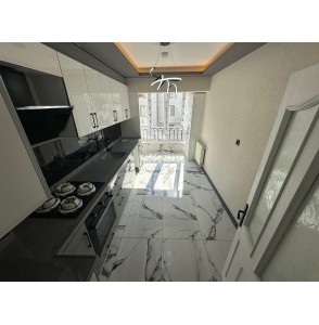 ÇAMBAŞI CADDESİNE KOMSU 3+1 KATTA ÖN CEPHE ULTRA LÜKS TASARIM